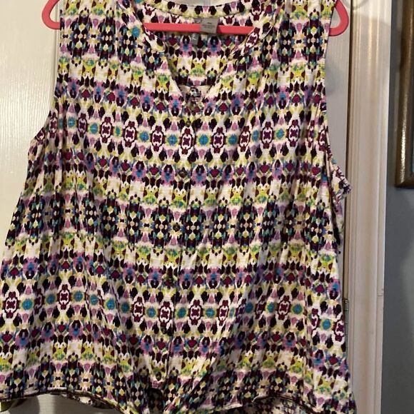 new directions Tops - New Directions Weekend Sleeveless Multicolor Top Size 3X